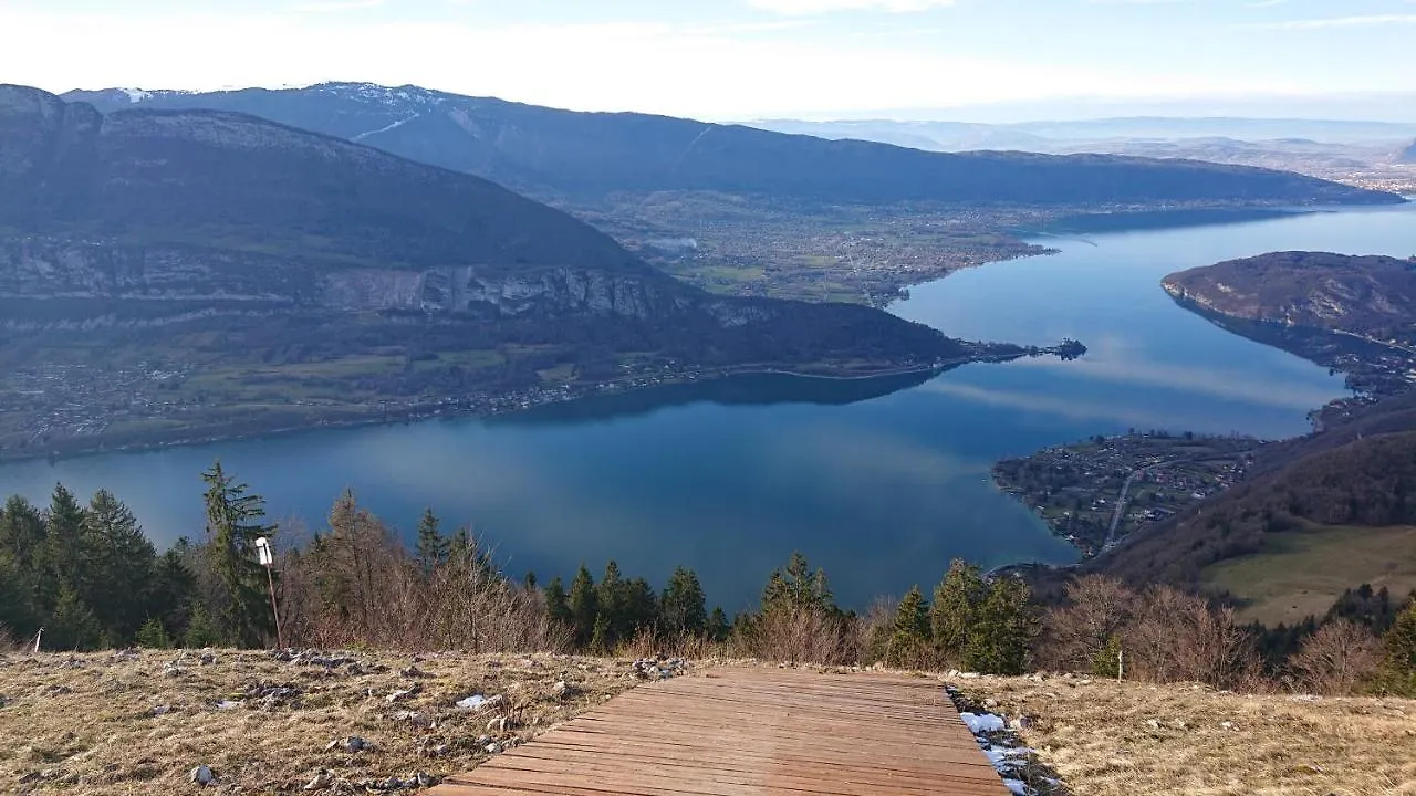 Studio A La Campagne Au Bout Du Lac D'Annecy Doussard France